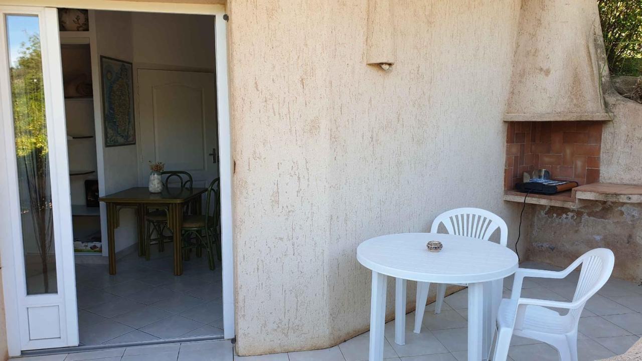 פורטו-וישיו Residence Liccia Di Furu מראה חיצוני תמונה